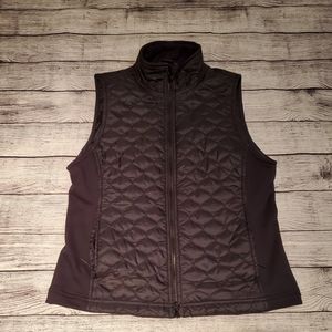 L.L. Bean puffer vest. Size M. Like new.